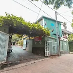 Dolfie Residence